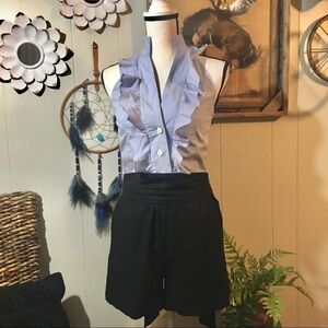 Sunner v neck ruffle shorts jumper